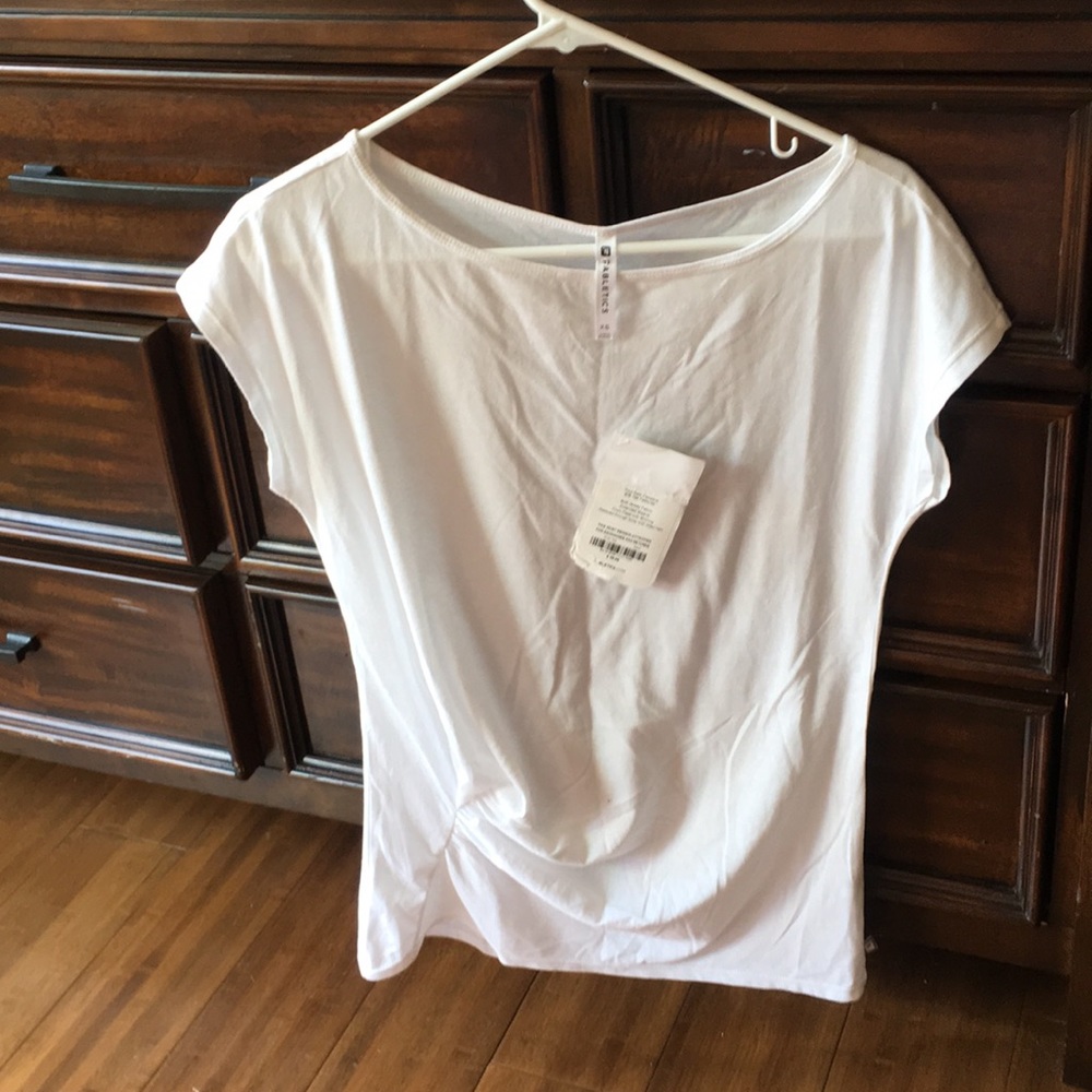 Workout shirts white Fabletics